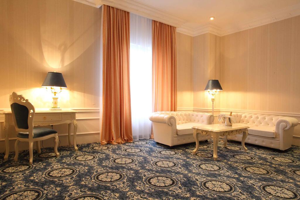 Royal Congress Hotel Kiev Oda fotoğraf