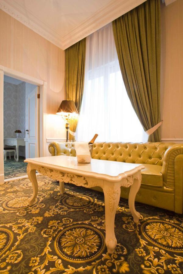 Royal Congress Hotel Kiev Oda fotoğraf