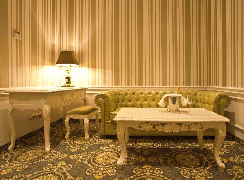 Royal Congress Hotel Kiev Oda fotoğraf