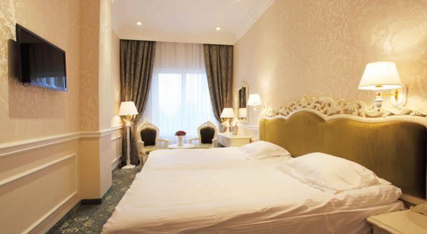 Royal Congress Hotel Kiev Dış mekan fotoğraf