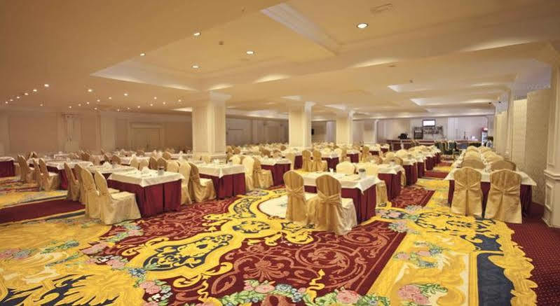 Royal Congress Hotel Kiev Dış mekan fotoğraf